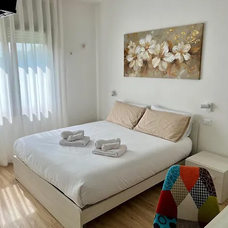 Cecia's House בית הארחה 3*