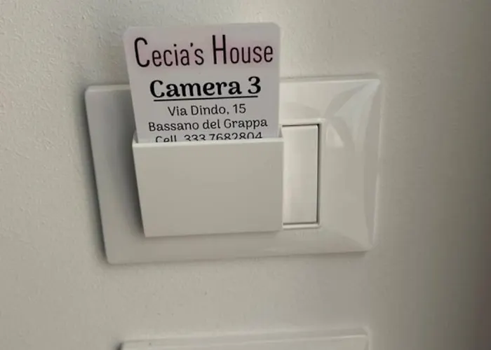 Cecia's House ゲストハウス バッサーノ・デル・グラッパ