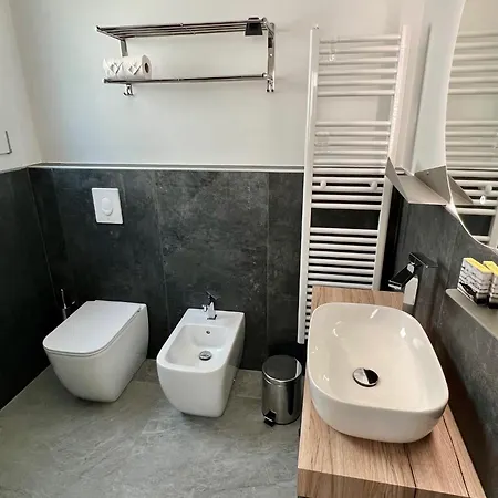 Πανσιόν Cecia's House Μπασάνο Ντελ Γκράπα